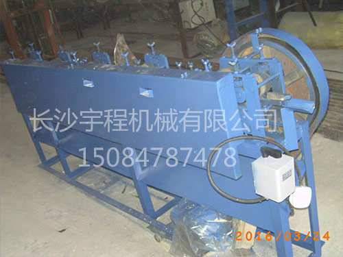 竹片四面精刨機